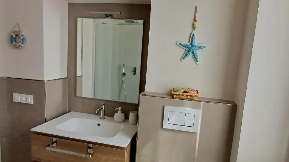 Au Valun - Ca Megiana Apartment Camporosso